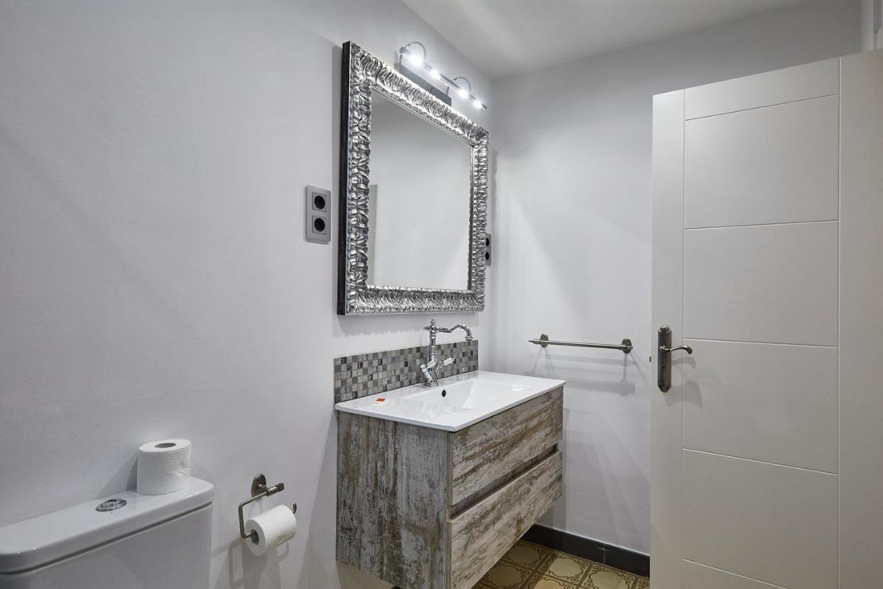 דירות Bbarcelona Duplex Poble Sec מראה חיצוני תמונה