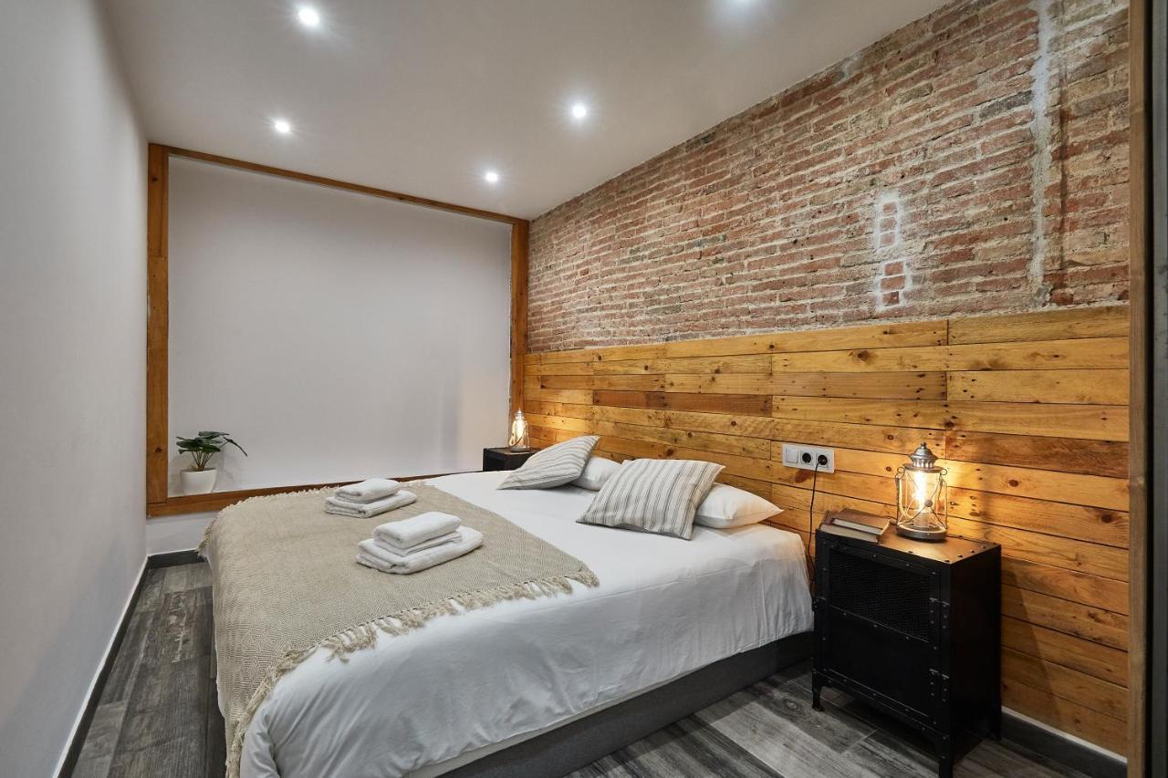 דירות Bbarcelona Duplex Poble Sec מראה חיצוני תמונה